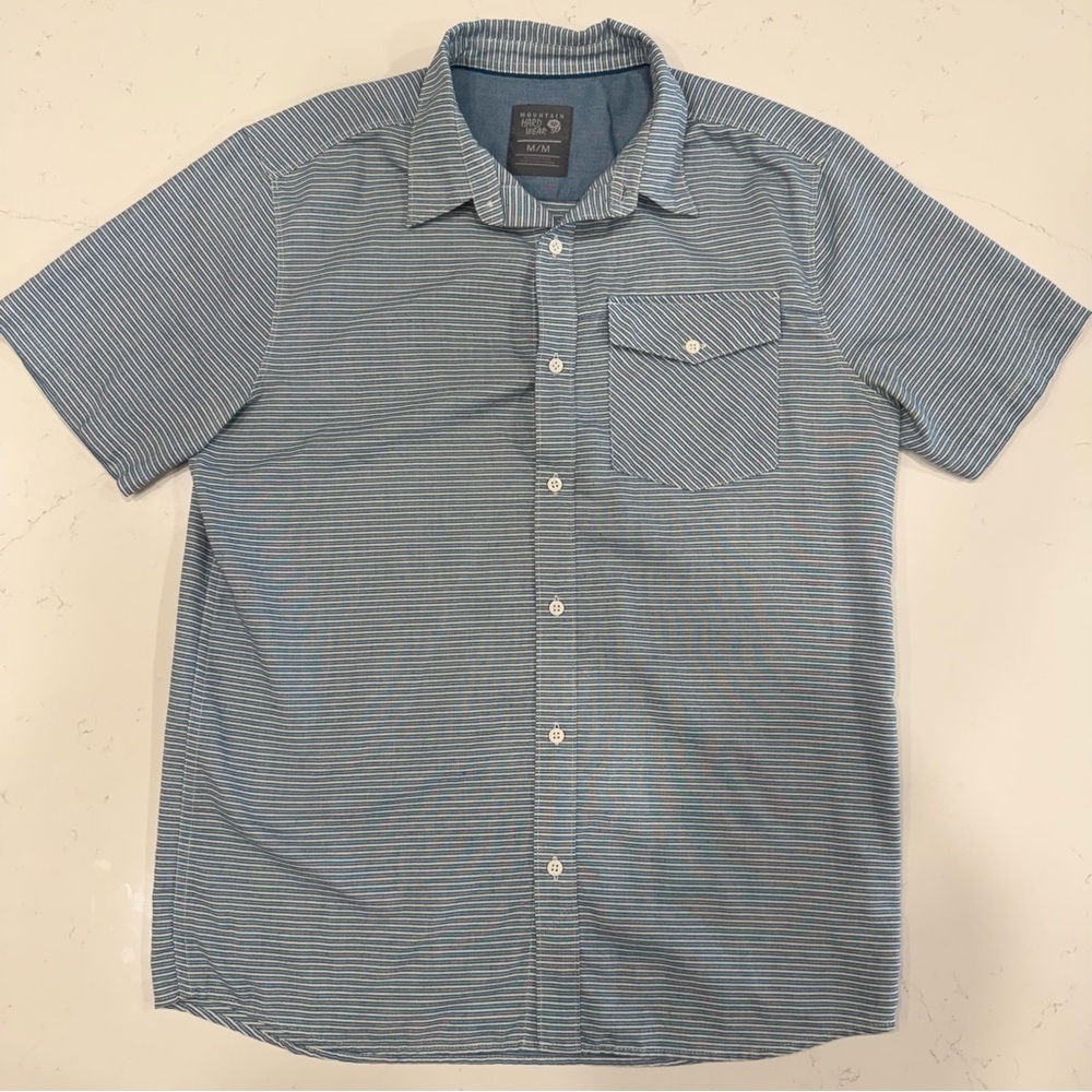 Mountain Hardwear Men's Blue and White Striped Drummond Short Sleeve Shirt M
